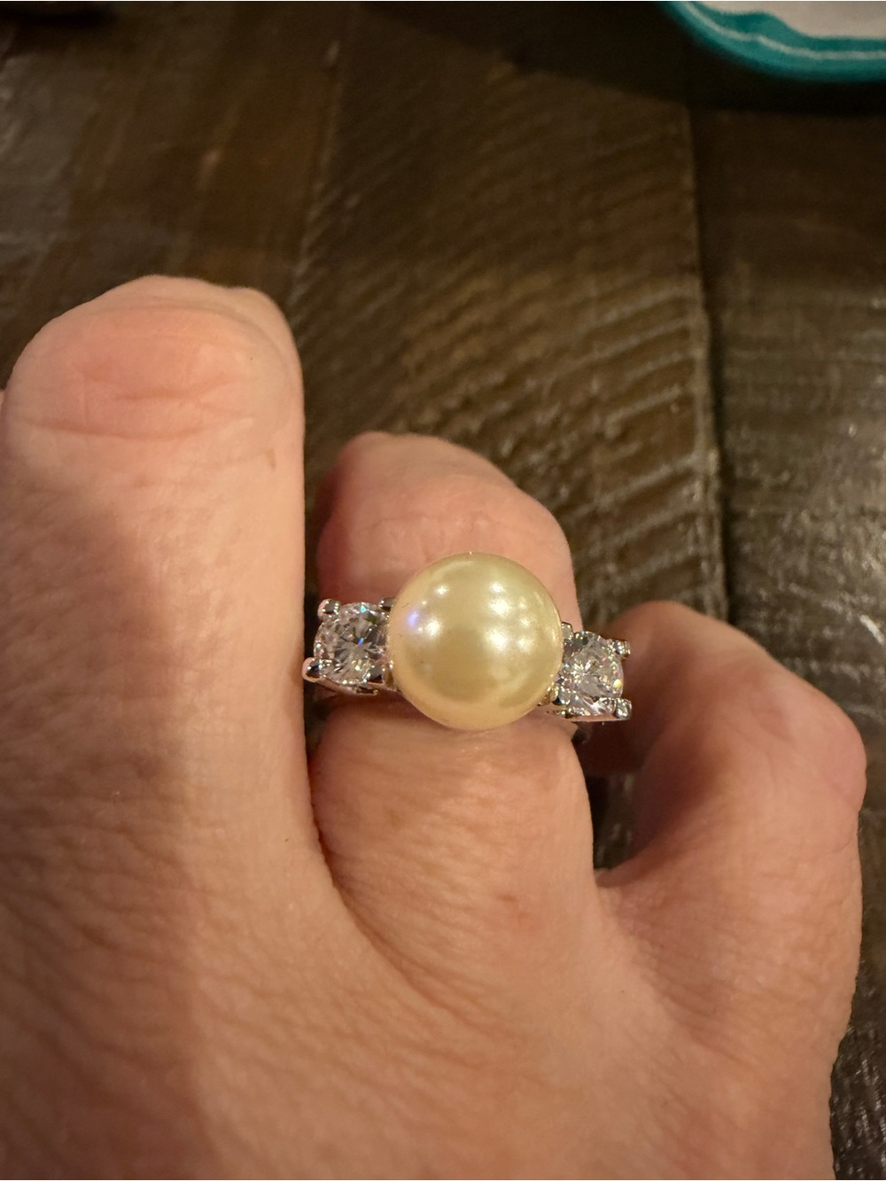 Park Lane believe Pearl and Clear Stone Ring